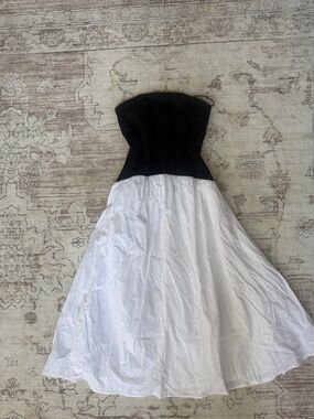 Strapless Black and White A-Line Women's Dress